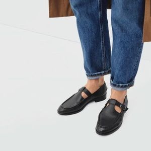 Everlane slip on shoes size 7 LIKE NEW